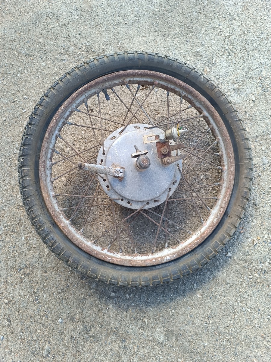 RUEDA TRASERA MV AUGUSTA 150cc