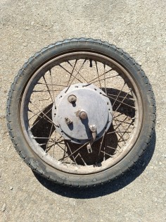 RUEDA DELANTERA MV AUGUSTA 150cc