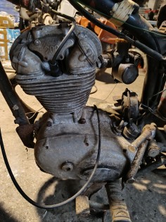 MOTOR DUCATI 200cc (FUNCIONANDO)