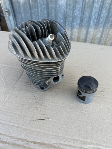 Cilindro Peugeot movesa 125cc con culata