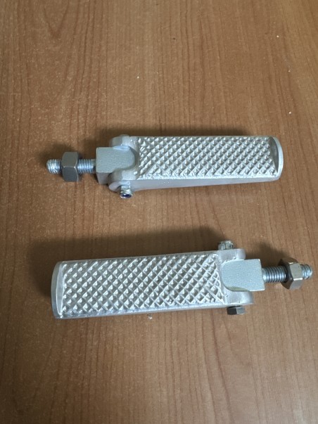 Estriberas de aluminio MV y otras moto clásicas