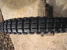 cubierta 2.75x14 trial