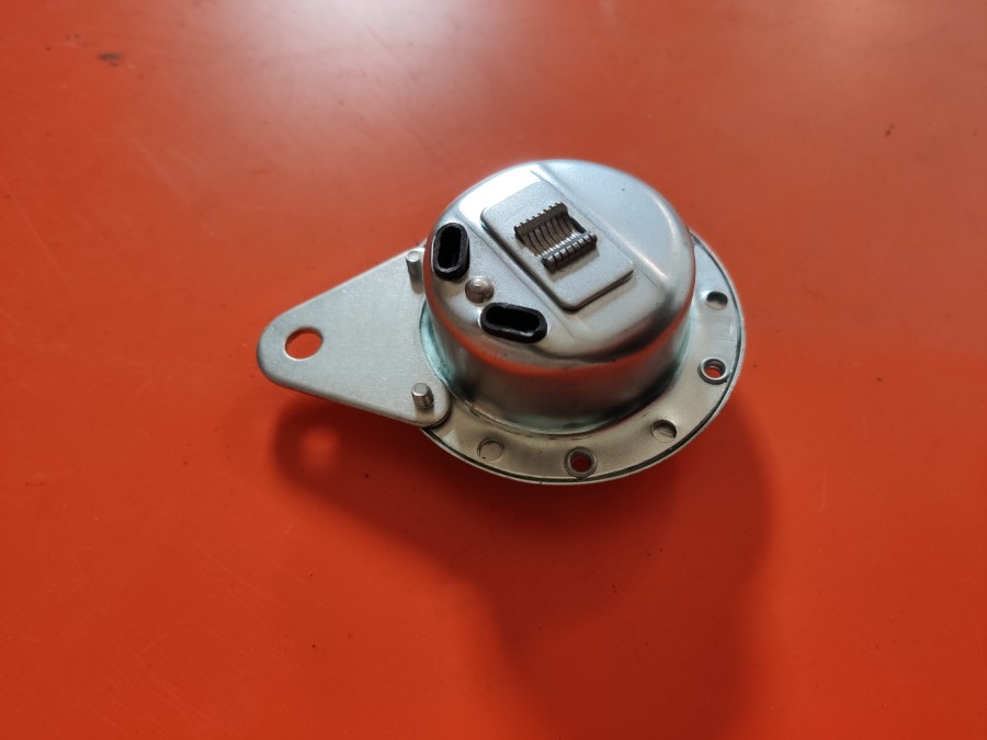 claxon 6v con soporte(no necesita bateria)